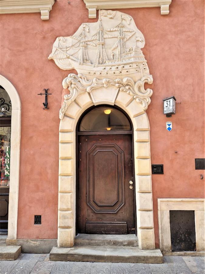 J&W Apartments Swietojanska Rooms Warsaw Exterior photo